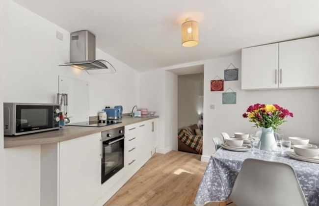 Stunning Renovated & Spacious 2 BR - 100m to Beach - Foto 8