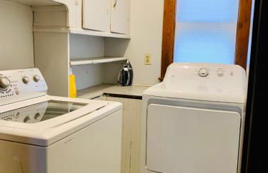 Cozy First Floor Apartment - Foto 13