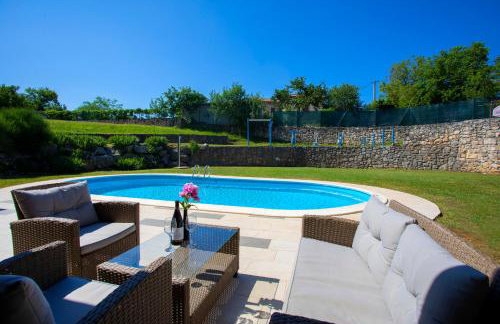 Romantic Villa Green Sky with Pool and Garden - Foto 42