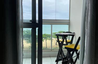 Flat Frente Mar com Varanda - Foto 56