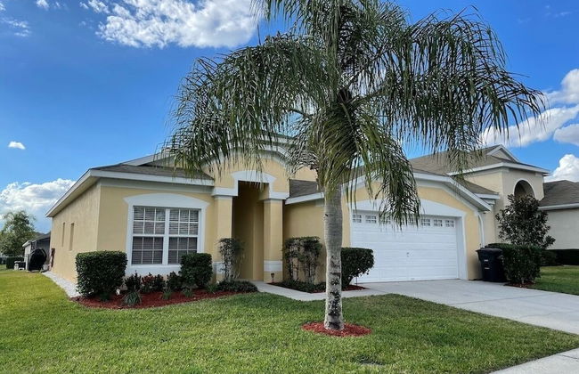 Vacation Resort Home Right Outside Of Disney World Parks With Private Pool 4 Bedroom Home by RedAwning - Foto 45