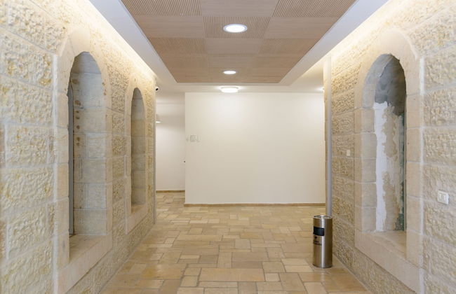 Design & Veranda next to Mahane Yehuda Market by FeelHome - Foto 2