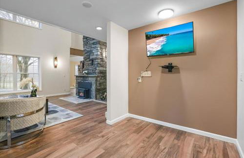 Nature Getaway Charming Villa Near Trails & Parks - Foto 16