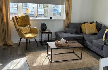 44 Gower holiday village Ty Gŵyr Cosy 2 bedroom Chalet with a seasonal indoor pool - Photo 4