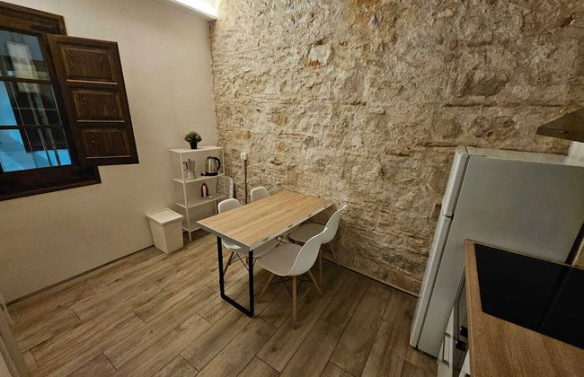 Classic Palau Apartments - Photo 17