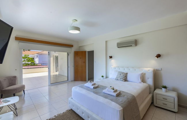 Meneou Seaside Mansion 7 - Foto 47