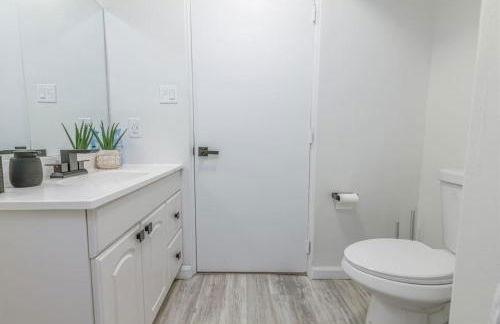 DO with AC Awesome Waterfront Marina Home - Foto 16