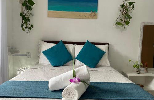 Suites Casa Azul-Vila do Abraão- conforto, limpeza, ótima localização - Foto 4