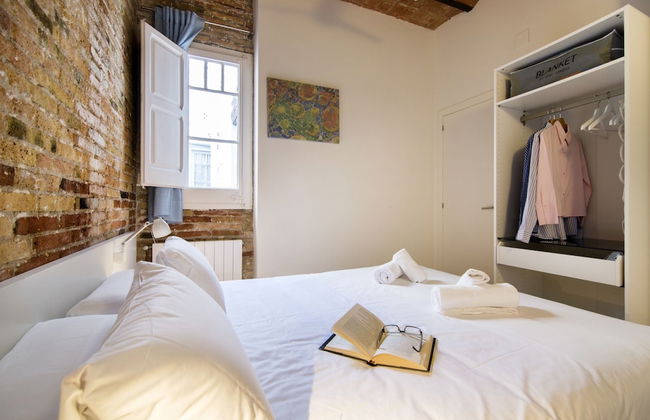 Happy People Gaudi Sant Pau - Foto 28