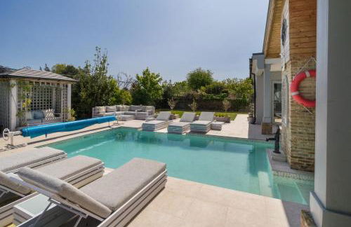 Luxury Five Star, Hampton House With Heated Pool - Foto 6