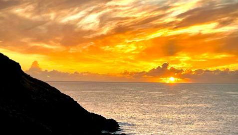 Unique Retreat - 2 bedroom cliff top cottage with large terrace - Foto 4