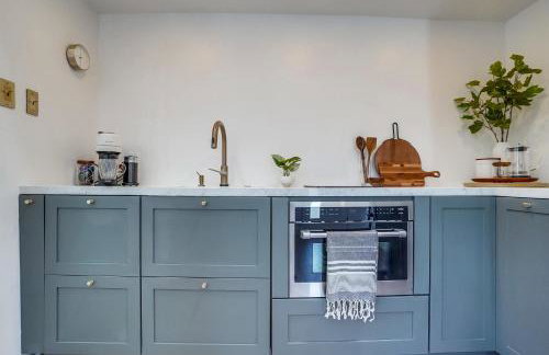 Private Not-So-Tiny Home - Yard & Dogs OK - Foto 8