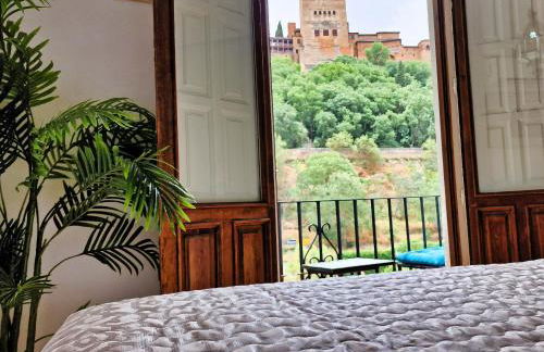 The Nasrid Palace from your bed ! - Photo 3
