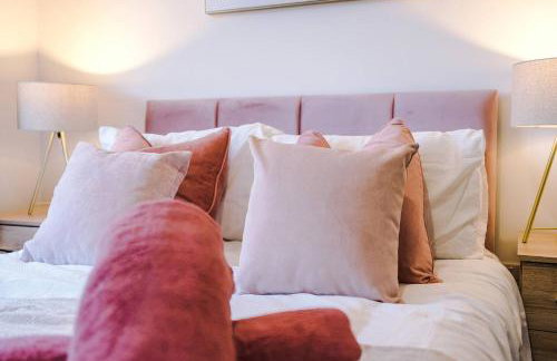 Comfy 3-BR Wirral Home | Free Parking & Wi-Fi - Foto 37