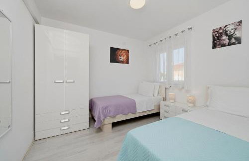 Holiday house "Sabine pink" with heated pool - Photo 26