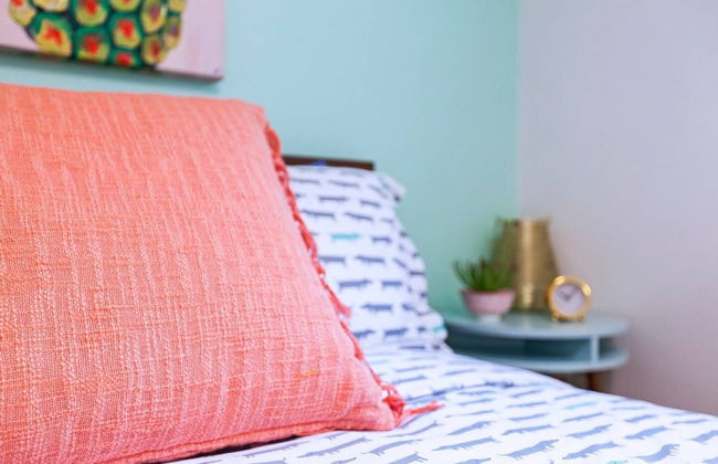 Colourful 2-bedroom Apartment - Foto 3