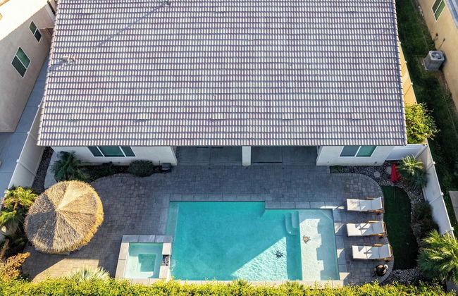 Luxe Indio Stay w/ Pool, Tiki Bar & Fire Pit Near Coachella Longfellow - Foto 34