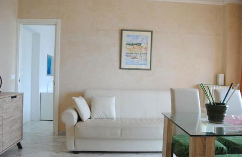 Gaiavacanze Beach Apartment - Photo 17