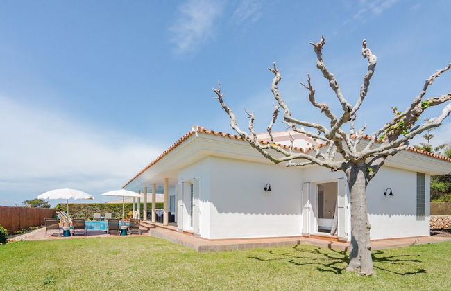 Villa Maricel - Villa With Private Pool. Free Wifi - Foto 35