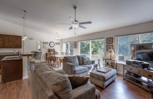 A re-styled single story, 3-bedroom, 2-bath ranch style cabin at Silver Lake - Foto 5