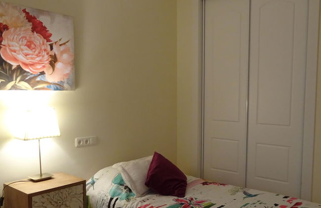 Elviria 2-bed Apt, Sleeps 4, Pool, 20m to Beach - Foto 5