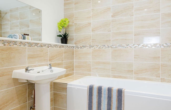 Countryside Bungalow for 4 Close to Beaches - Foto 2