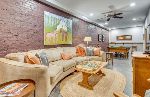 Private Hot Tub, Steps to Main St Saluda Retreat - Foto 28