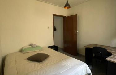 Casa inteira - melhor localização - Photo 12