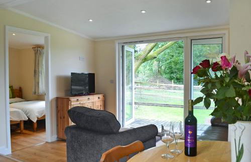 Swallows Nest - Photo 1