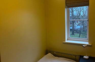 Brades Rise House - 3 bedroom house with 2 toilets with a private garden - Foto 32