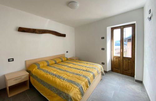 Independent Stone House with Lake View - Photo 55