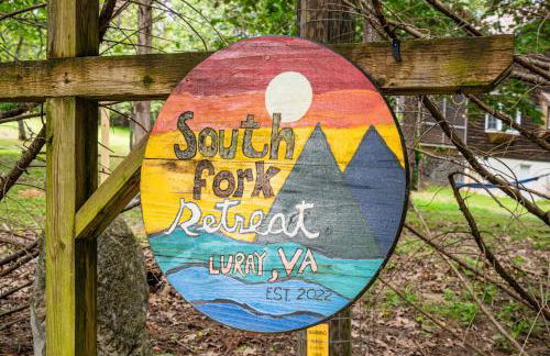 Screened Porch w Swing, Fire Pit, Grill & Deck - Photo 50