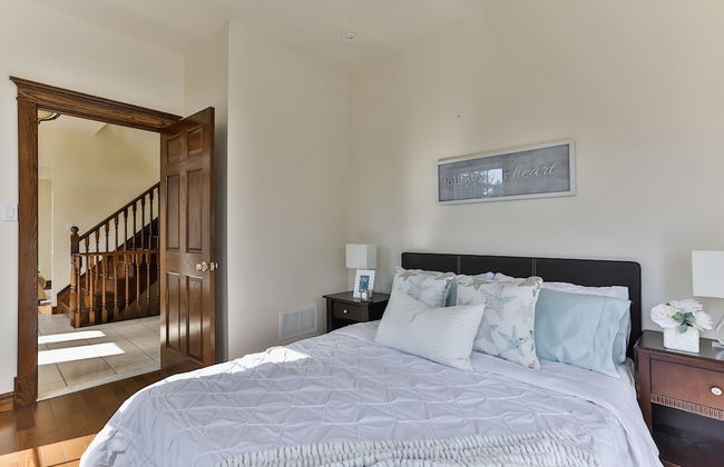 QuickStay Lake Simcoe Homestyle Cottage Private Beach - Foto 6