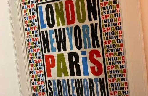 Luxury Attic Studio, heart of Uppermill, Saddleworth - Foto 22