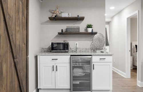 Luxurious Escape Sleeps 10 with Private Pool & Spa - Foto 35