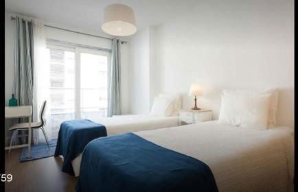 Modern Apartment for Family and Group of Friends - Photo 4