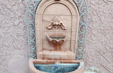 Charming 1-bed apt, cook-ready kitchen, laundry, 5-8 mins to U of A and Downtown - Foto 29