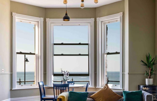 Luxe Beach Pad, Wow Sea Views at Coco By The Bay - Foto 1