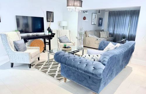 The Miami Grove Oasis - Photo 15