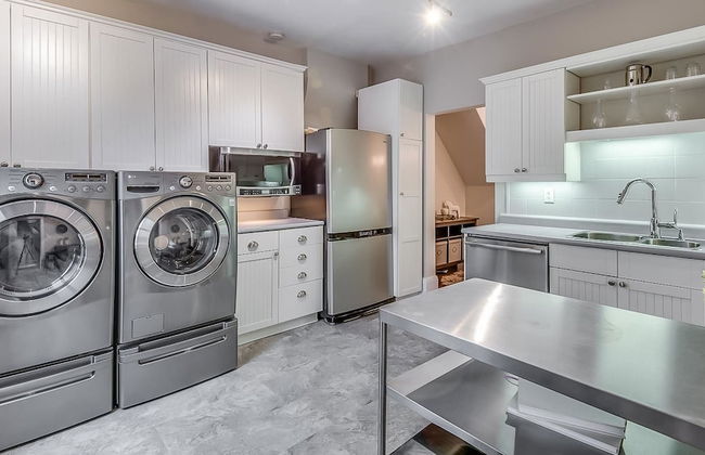 Applewood Suites - Danforth Avenue - Foto 8