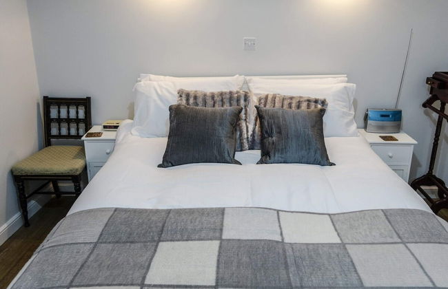 Quiet Ground Floor Mews Flat and Parking - Foto 2