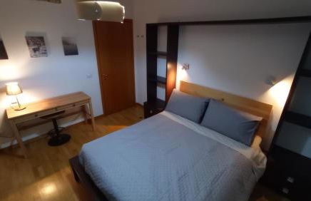 Bilocale tra città e colline. - Foto 12