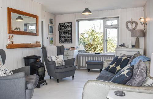 Gull House - Photo 2