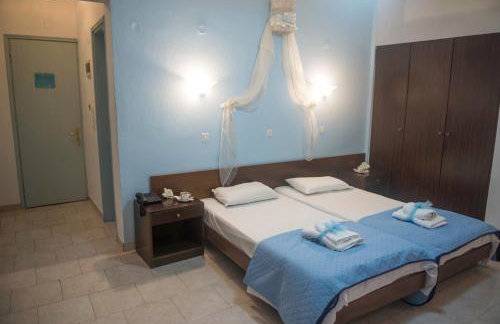 Antonios Hotel - Photo 60