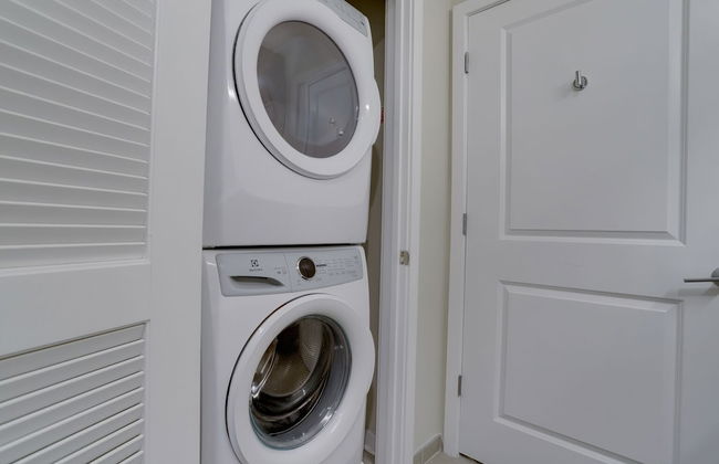 Alexandria Modern Apt Amazing Amenities - Photo 32