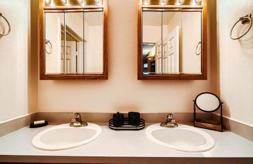 Ventana Canyon CONDO 2BR Condo w Pool & Tennis c - Foto 17