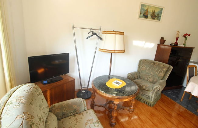 Simplistic Apartment in Starigrad near Sea - Foto 10