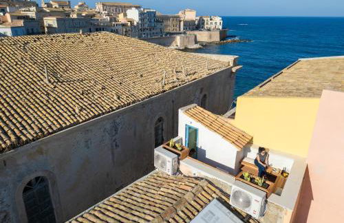 -CASA SANTINI- Charming 3 Bedrooms House in Ortigia by Cala Rossa - Photo 51