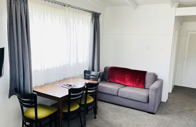 18th Avenue Thermal Motel - Photo 55