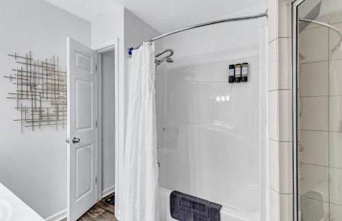 ATL 3BD KING BED NEAR STADIUM WHOLE HOUSE FREE WiFi - Foto 4